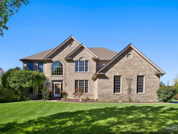 201 Violet Lane , Batavia, IL 60510