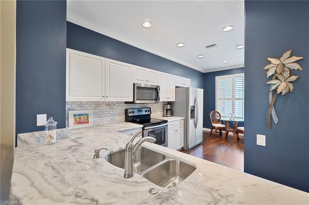 8253 Parkstone Pl, Unit 106, Naples, FL 34120 Photo