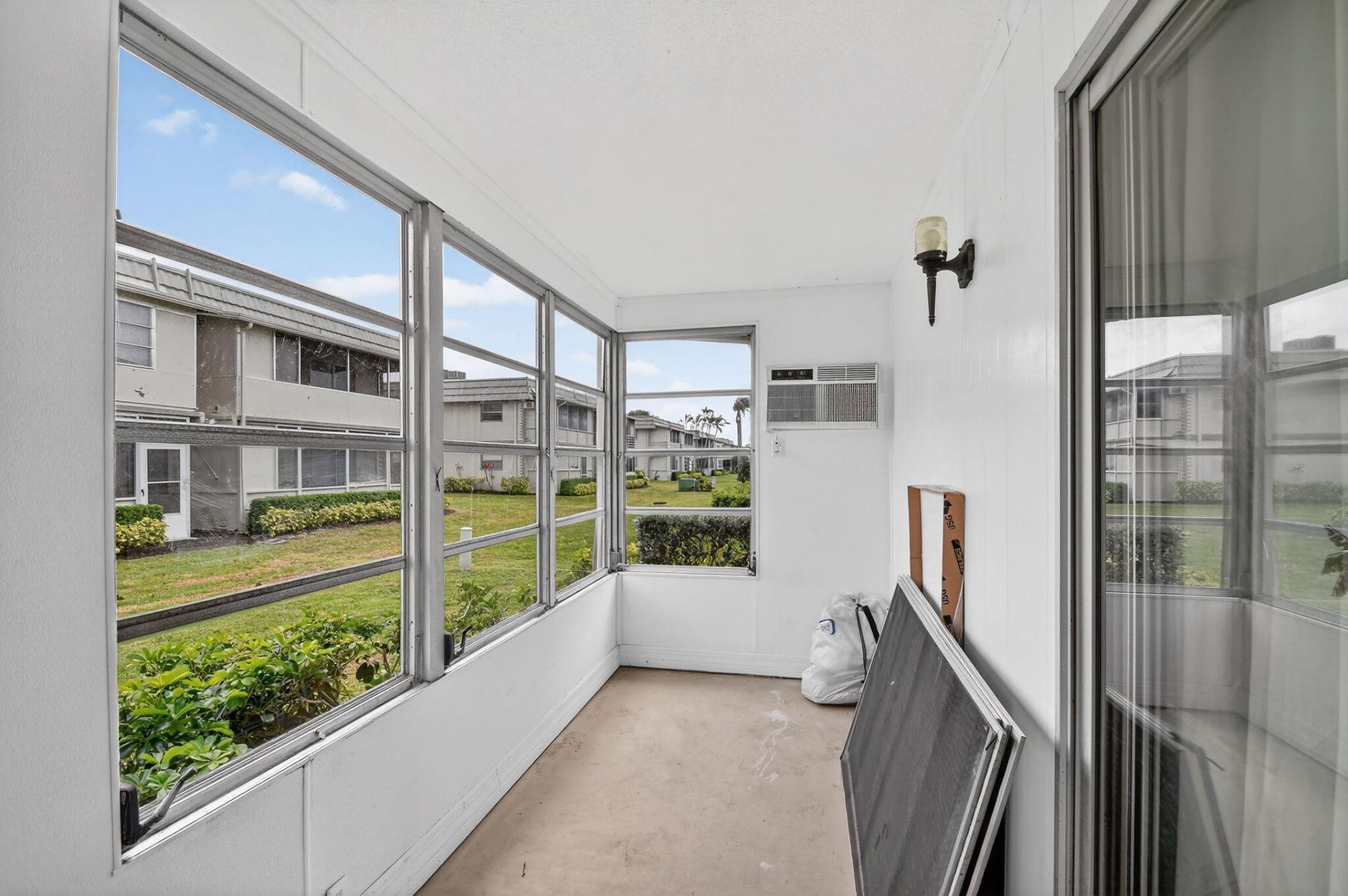 582 Monaco Way, Unit M, Delray Beach, FL 33446 Photo