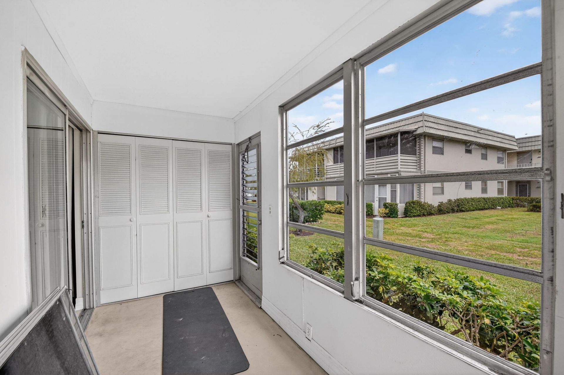 582 Monaco Way, Unit M, Delray Beach, FL 33446 Photo