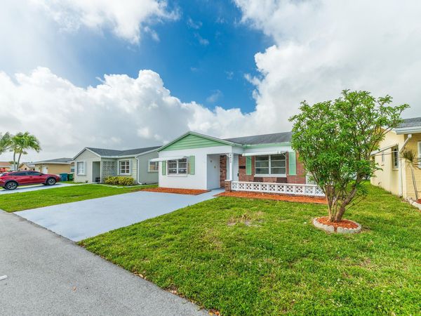 4810 NW 49th Drive, Tamarac, FL 33319