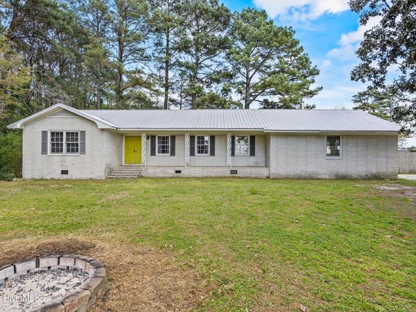 1361 Fountaintown Road, Beulaville, NC 28518