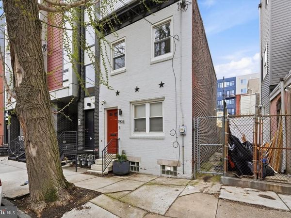 1902 E HAGERT STREET, PHILADELPHIA, PA 19125
