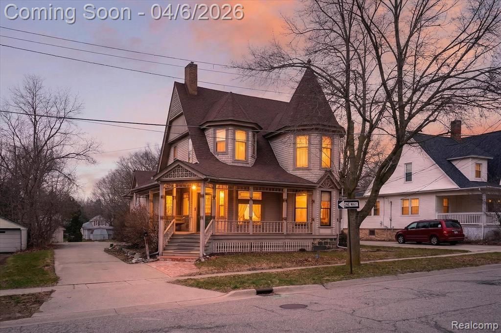 221 N Cherry Street, Flushing, MI 48433 Main Photo