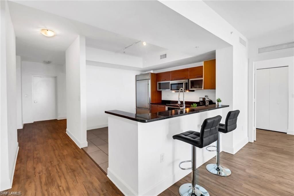 3000 Oasis Grand Blvd , Unit 2004, Fort Myers, FL 33916 Photo