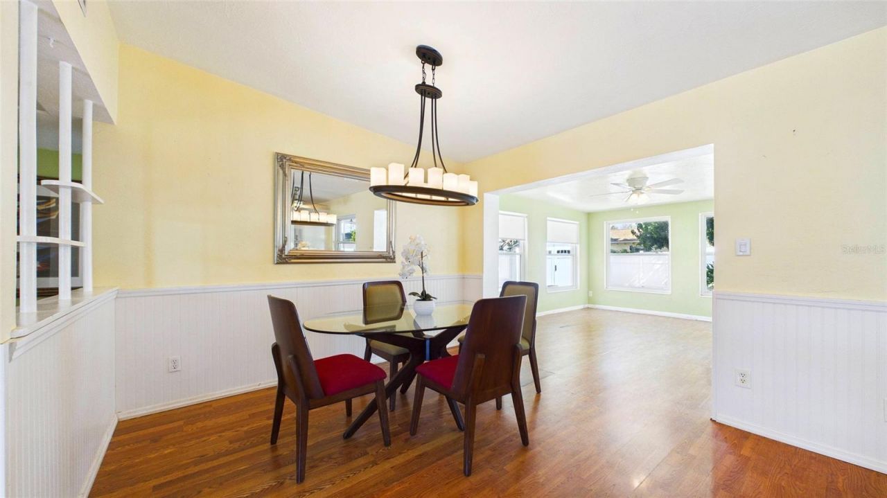 6447 17th Place N, Saint Petersburg, FL 33710 Photo