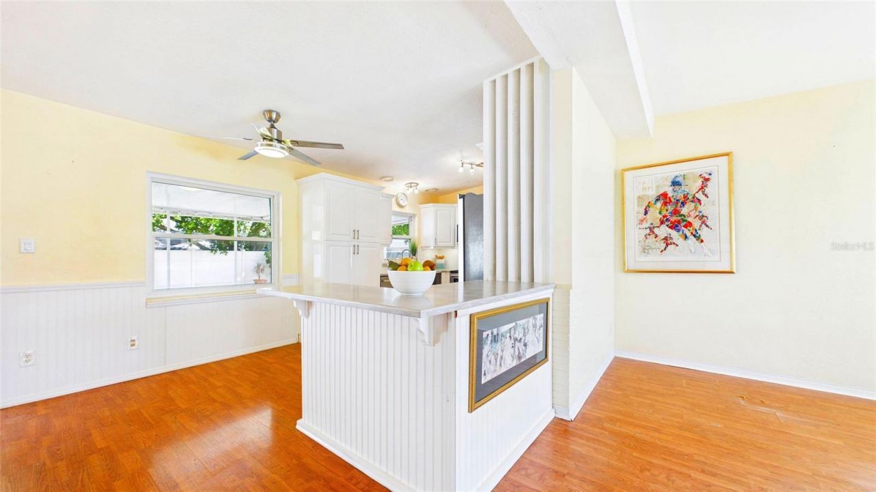 6447 17th Place N, Saint Petersburg, FL 33710 Photo