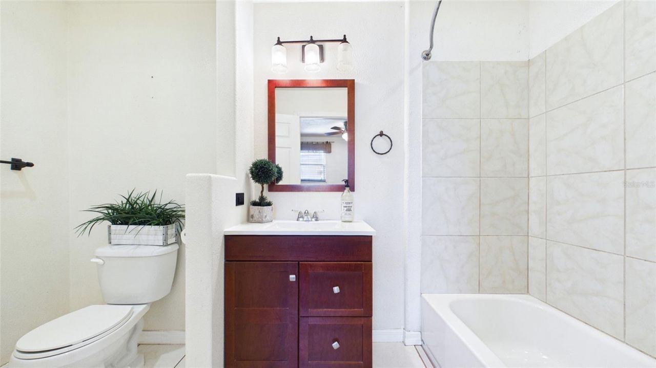 6447 17th Place N, Saint Petersburg, FL 33710 Photo