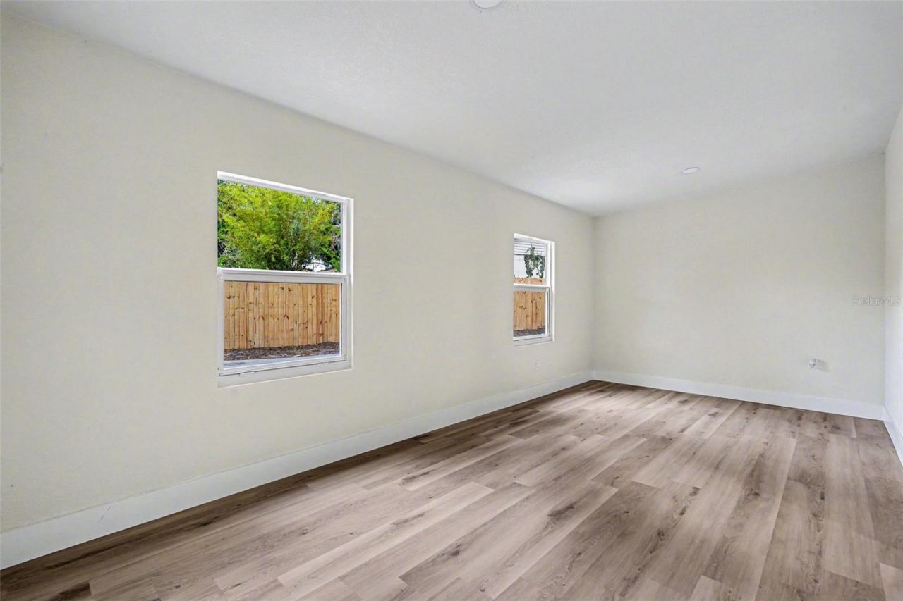 707 Queens Court, Seffner, FL 33584 Photo