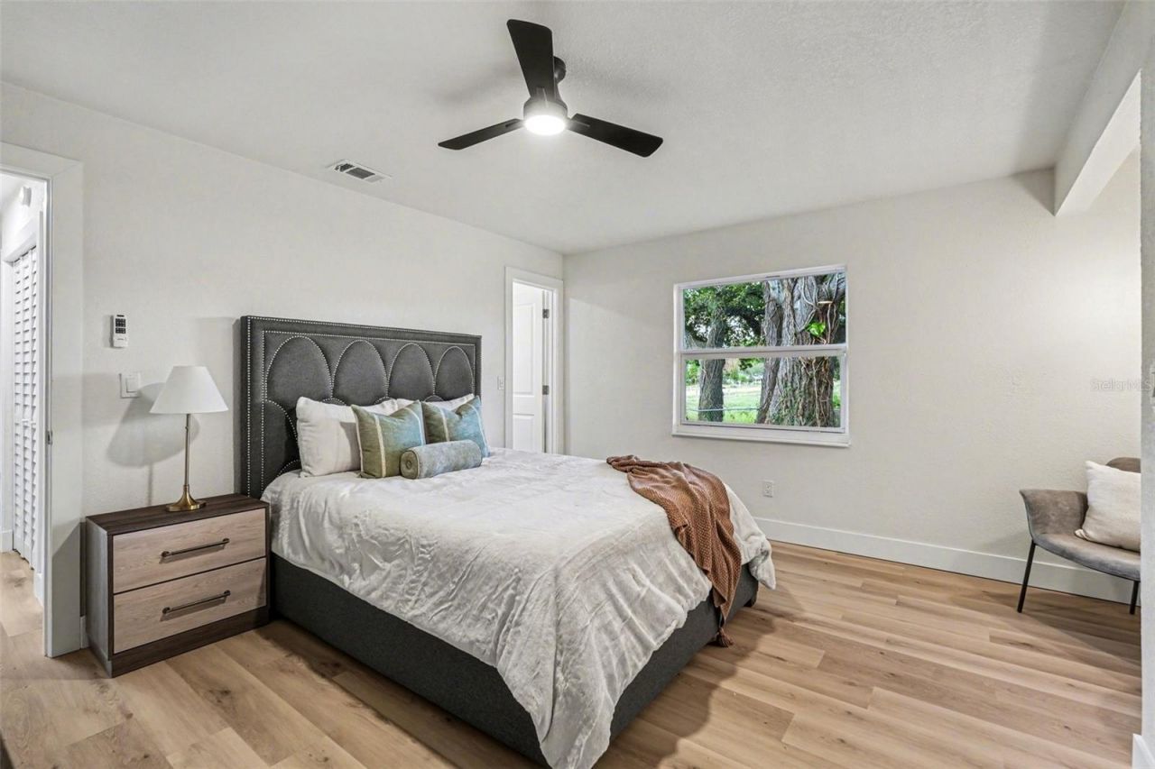 707 Queens Court, Seffner, FL 33584 Photo