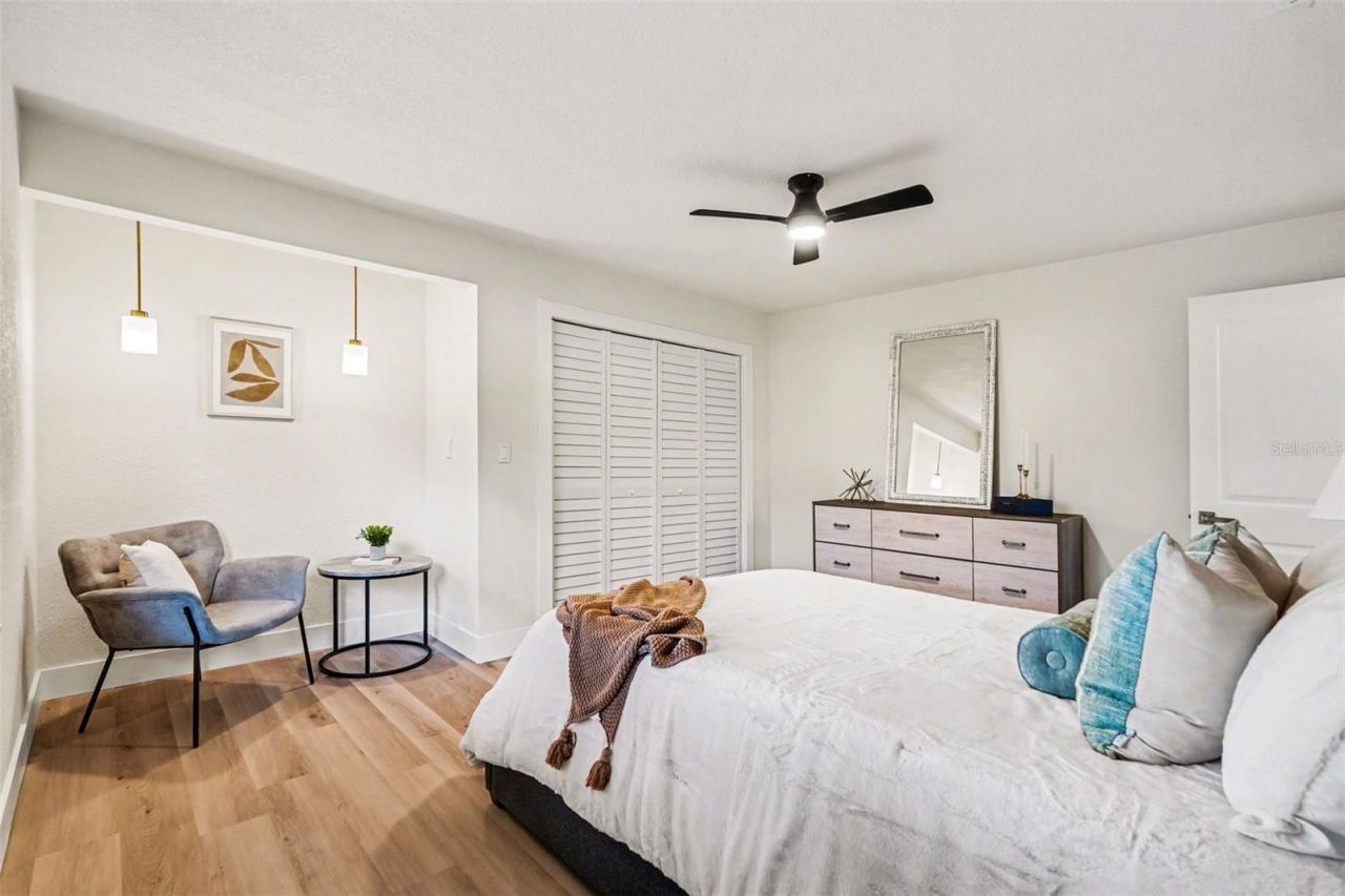 707 Queens Court, Seffner, FL 33584 Photo