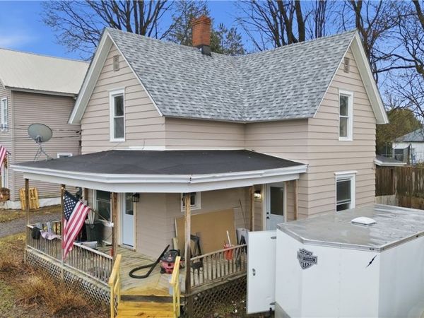 6 Howard Street , Dolgeville, NY 13329