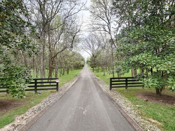 110 Spencer Creek Rd , Franklin, TN 37069