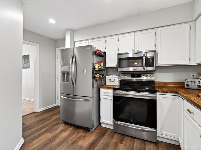 901 Highridge Court, Miamisburg, OH 45342 Photo 14