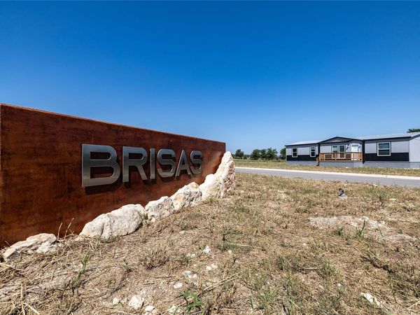 1002 Brisas DR , Salado, TX 76571