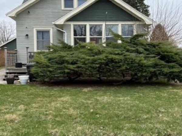 406 Amanda Street, Radcliffe, IA 50230