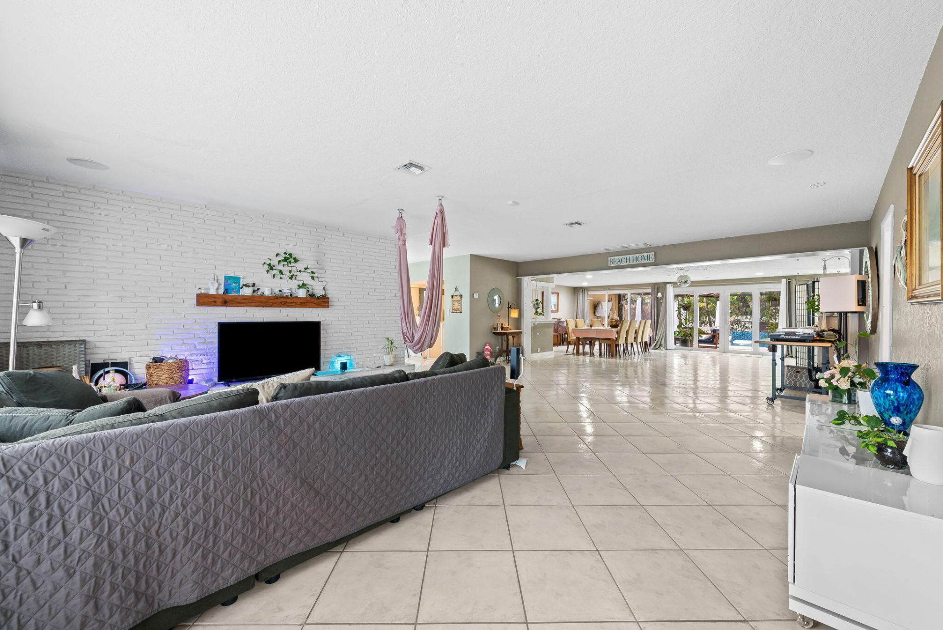 939 Buchanan Street, Hollywood, FL 33019 Photo