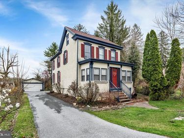 803 PUGHTOWN ROAD, SPRING CITY, PA 19475