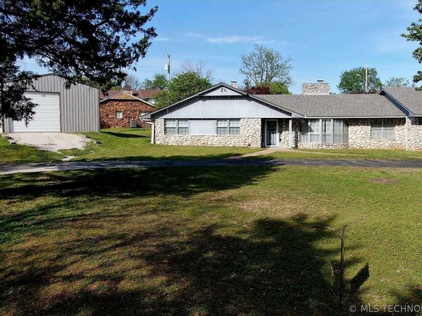 533 W Woodland Drive , Cleveland, OK 74020