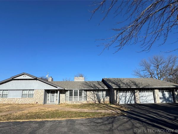 533 W Woodland Drive , Cleveland, OK 74020