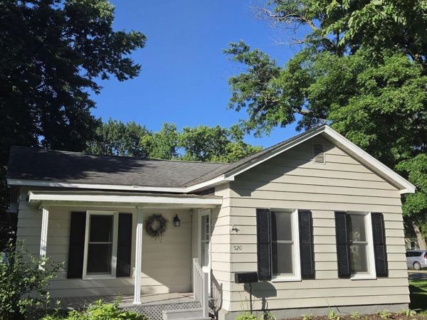 520 W BEECH Street, Chillicothe, IL 61523