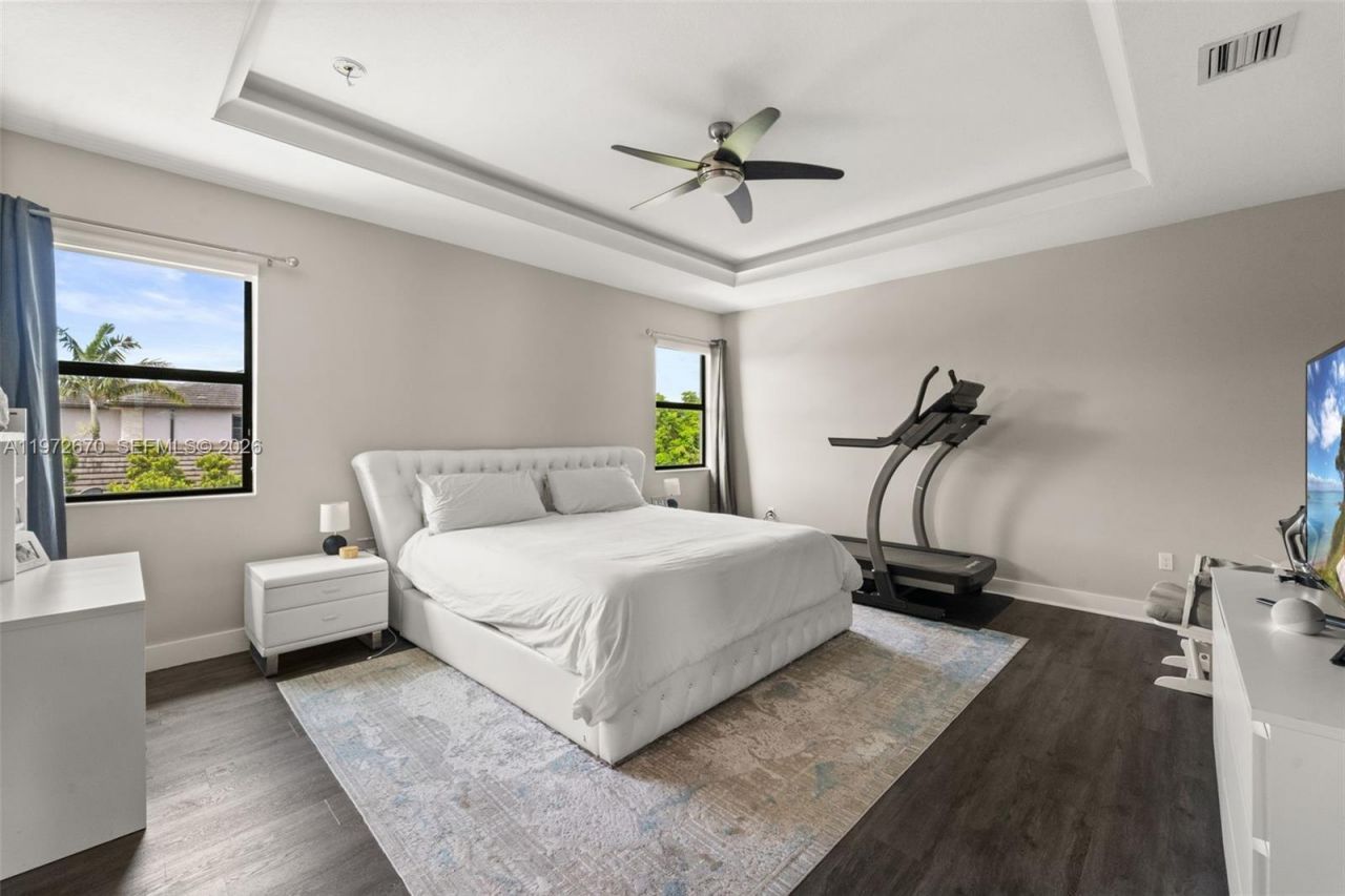 15450 NW 88th Ave, Miami Lakes, FL 33018 Photo