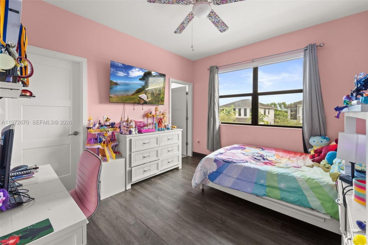 15450 NW 88th Ave, Miami Lakes, FL 33018 Photo