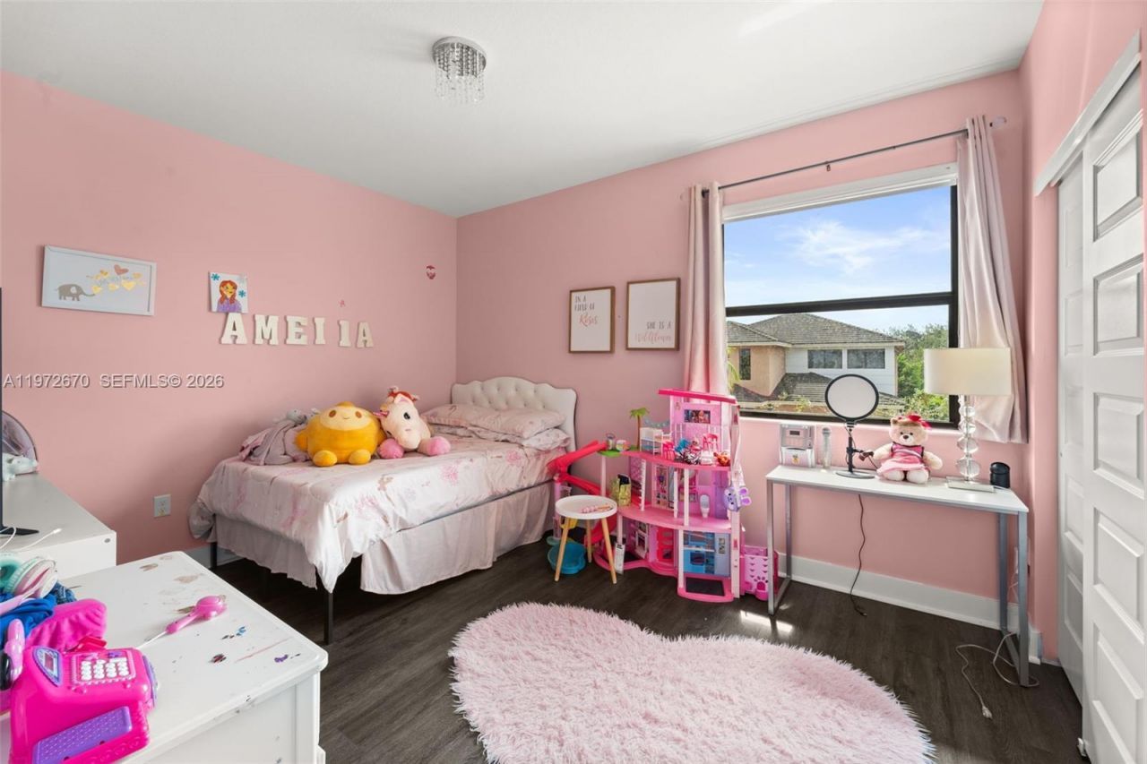 15450 NW 88th Ave, Miami Lakes, FL 33018 Photo