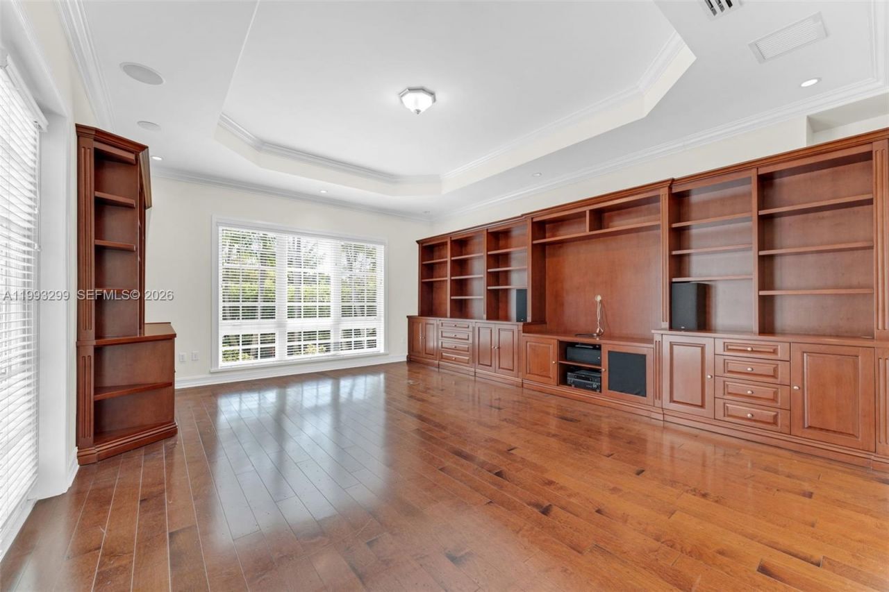 797 Ridgewood Rd , Unit ., Key Biscayne, FL 33149 Photo