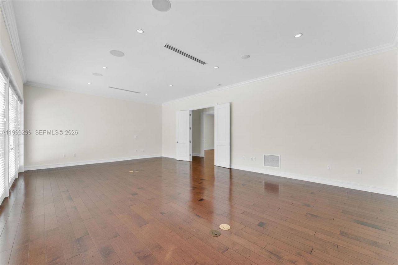 797 Ridgewood Rd , Unit ., Key Biscayne, FL 33149 Photo