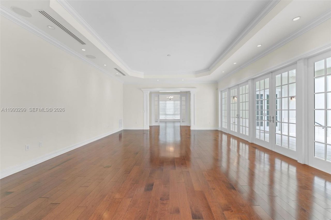 797 Ridgewood Rd , Unit ., Key Biscayne, FL 33149 Photo