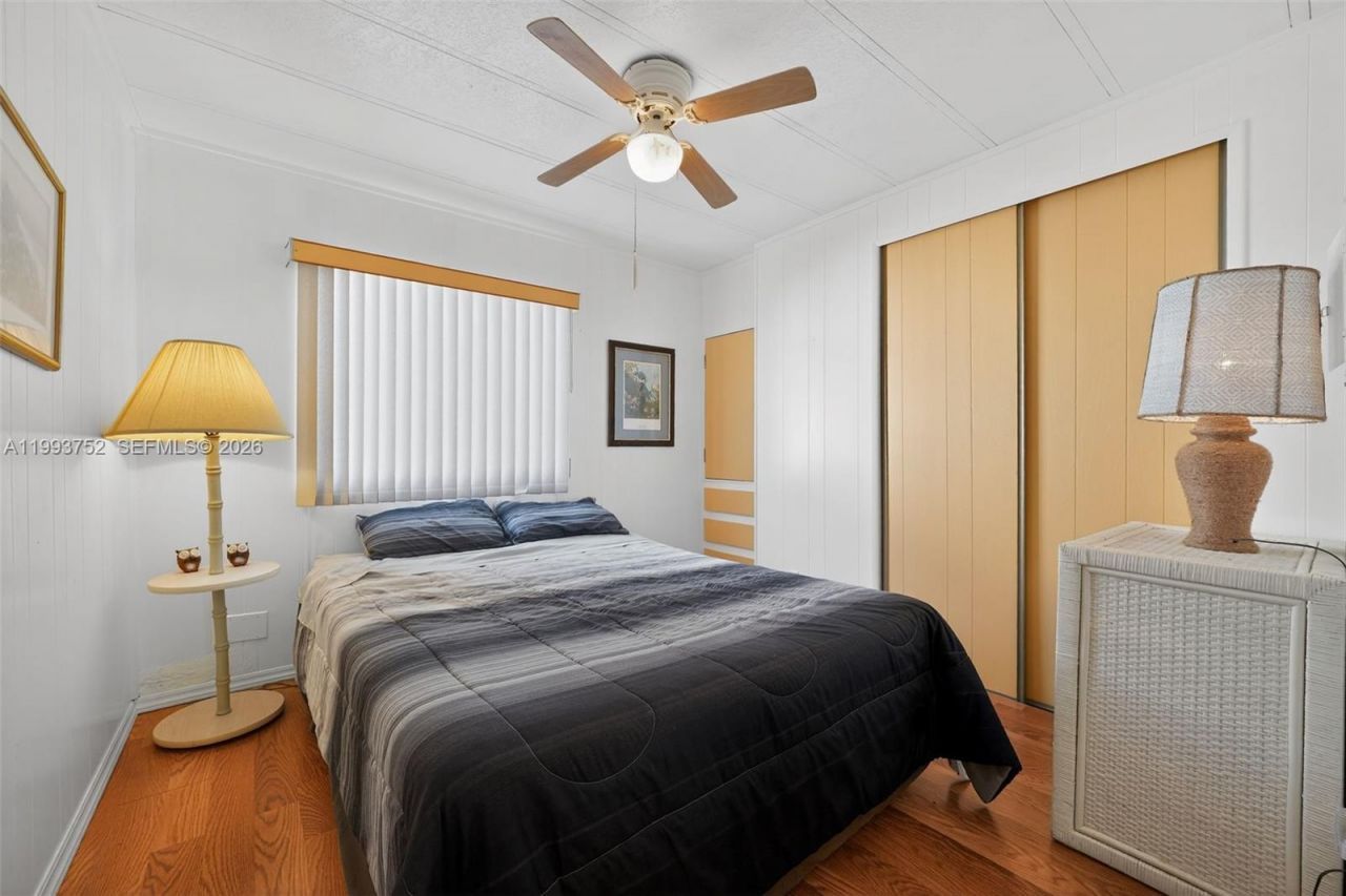 415 E Erie Drive, Fort Pierce, FL 34946 Photo