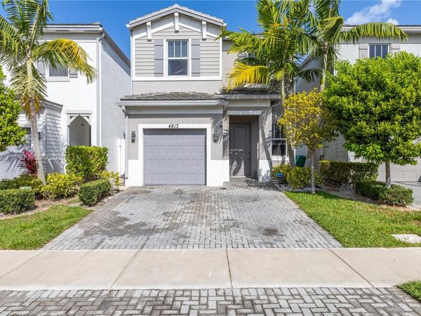 4813 NW 48th Ter , Tamarac, FL 33319