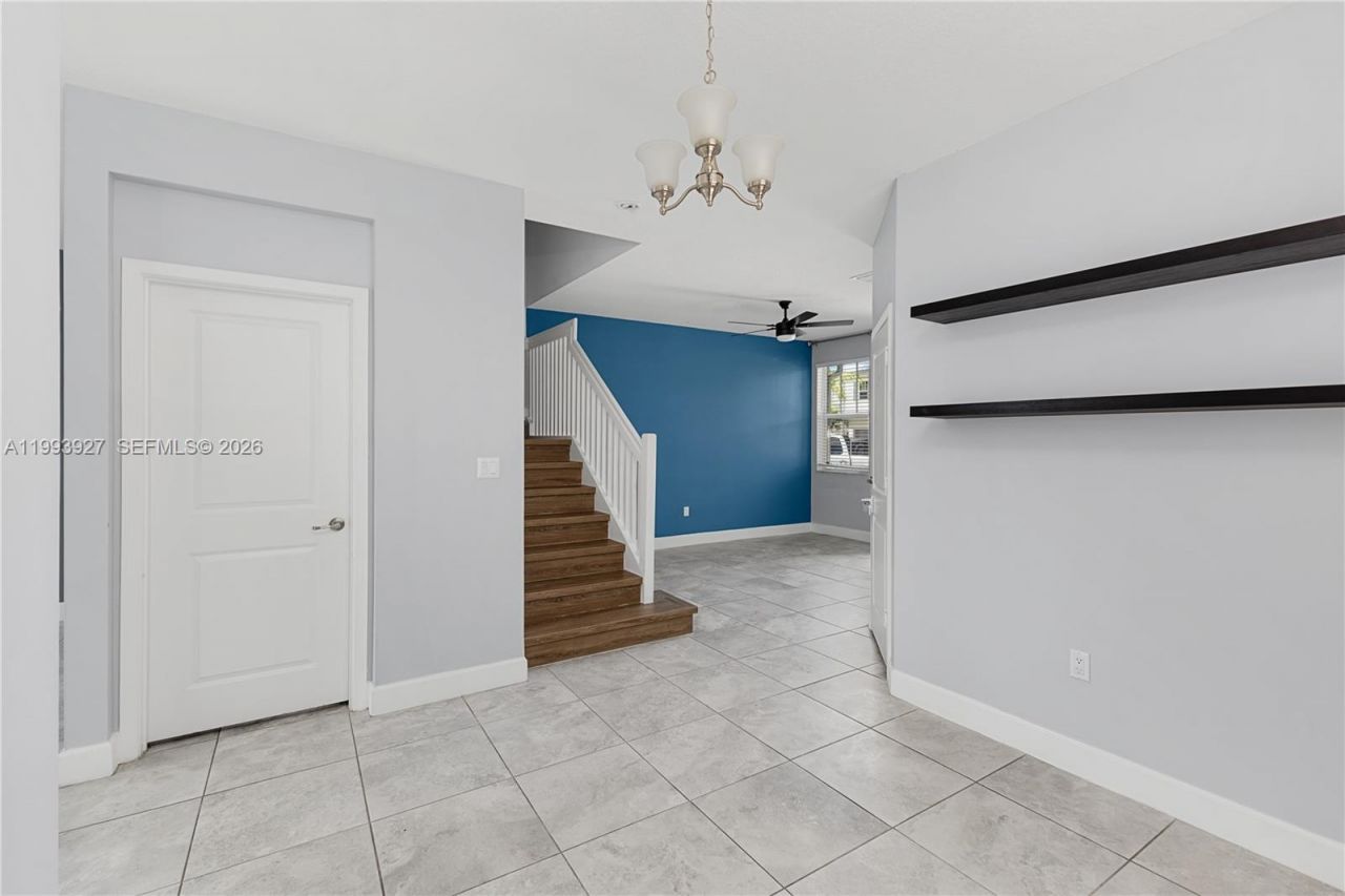 4813 NW 48th Ter, Tamarac, FL 33319 Photo