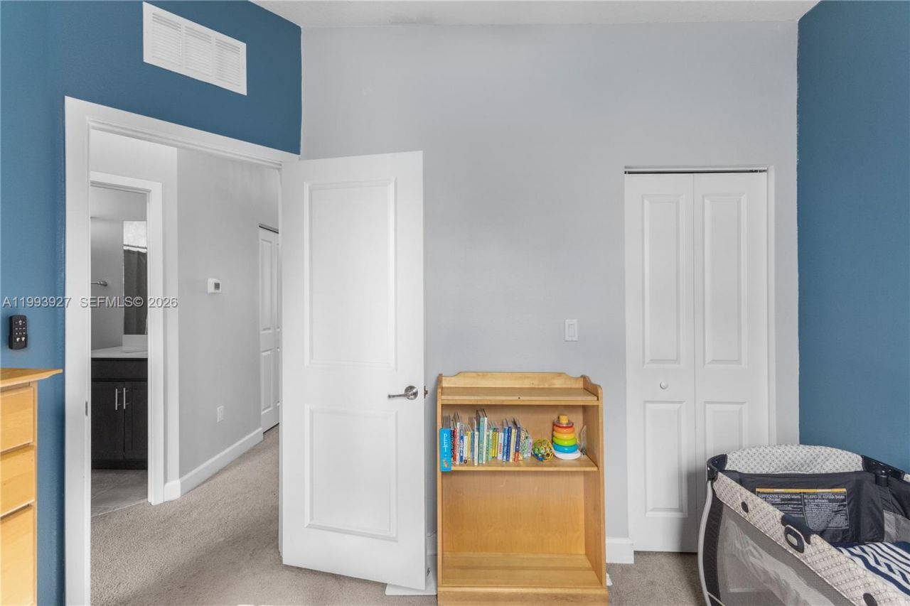 4813 NW 48th Ter , Tamarac, FL 33319 Photo