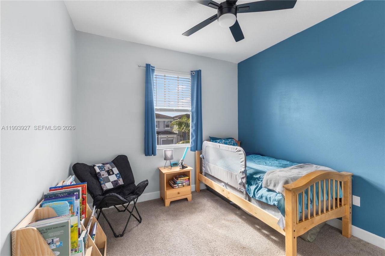 4813 NW 48th Ter , Tamarac, FL 33319 Photo