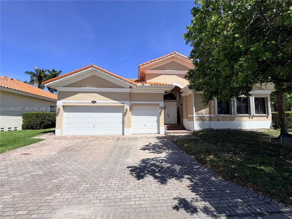 19385 SW 79th Ct , Cutler Bay, FL 33157