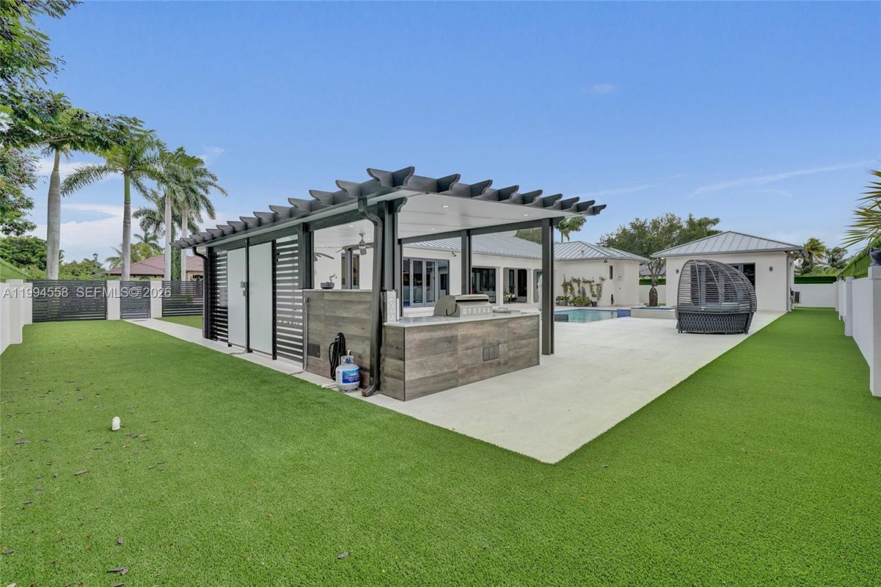 2600 SW 128th Ct, Miami, FL 33175 Photo