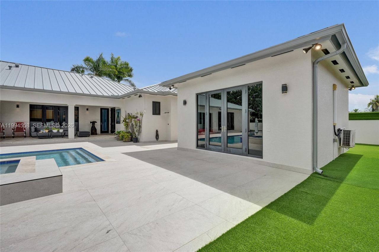 2600 SW 128th Ct, Miami, FL 33175 Photo