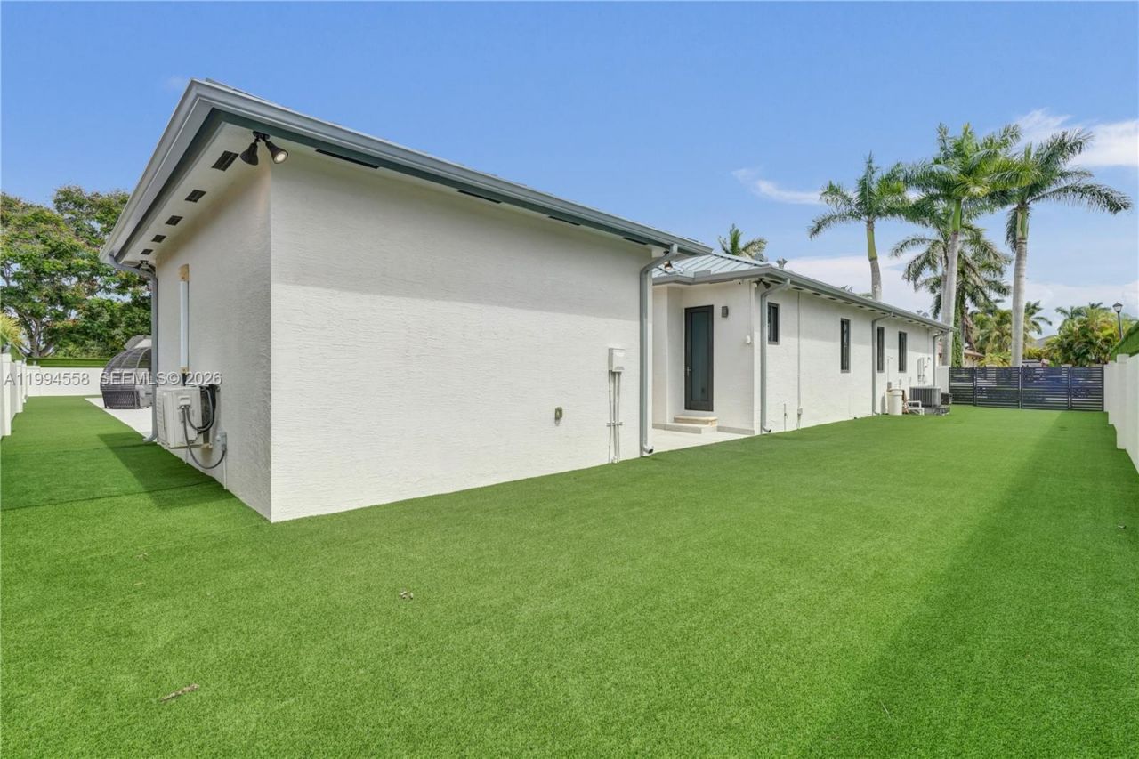 2600 SW 128th Ct, Miami, FL 33175 Photo