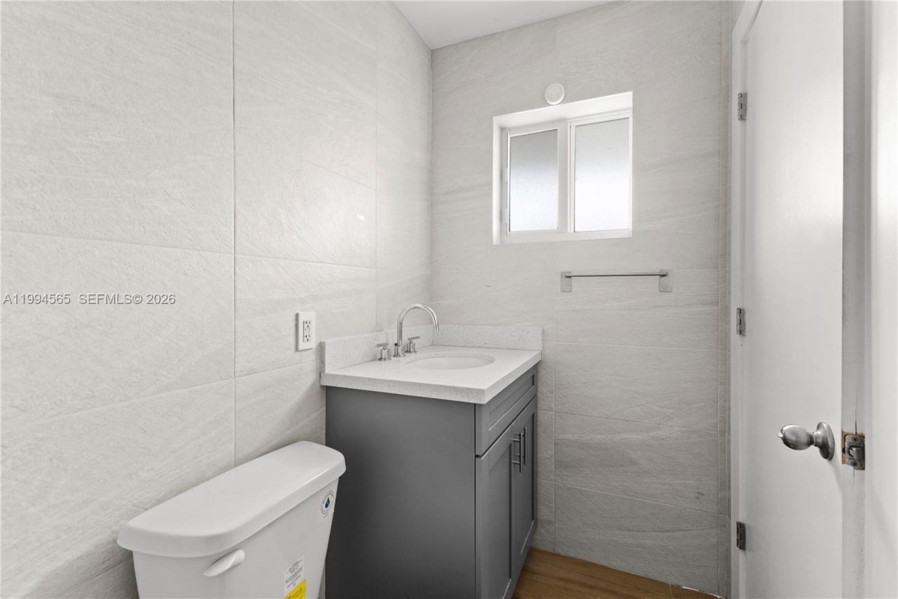 6121 SW 40th Ct , Unit B, Miramar, FL 33023 Photo