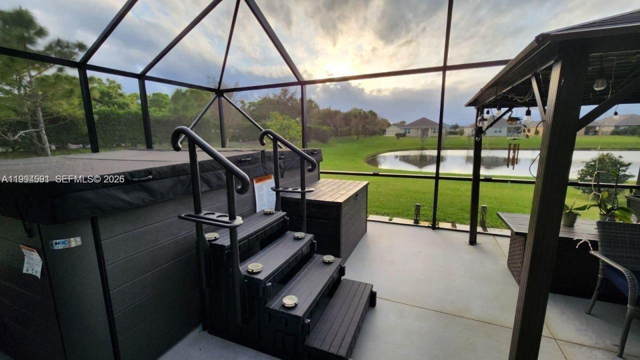 2271 SW Arlington Dr SW , Vero Beach, FL 32968 Photo