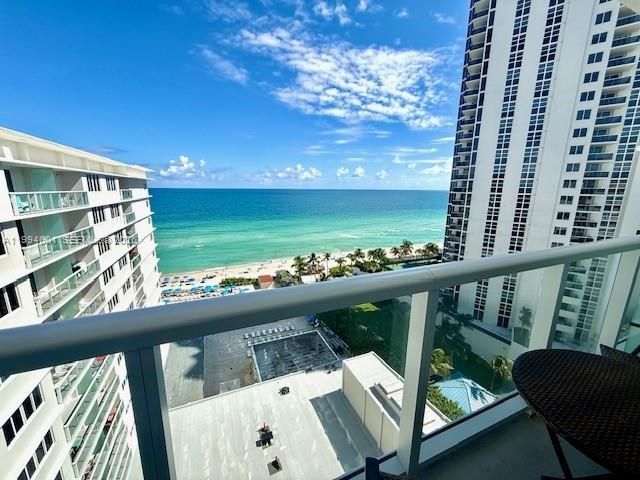 19201 Collins Ave , Unit 1147, Sunny Isles Beach, FL 33160 Photo