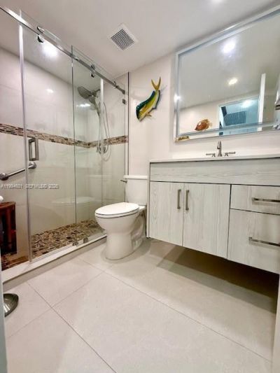 19201 Collins Ave , Unit 1147, Sunny Isles Beach, FL 33160 Photo