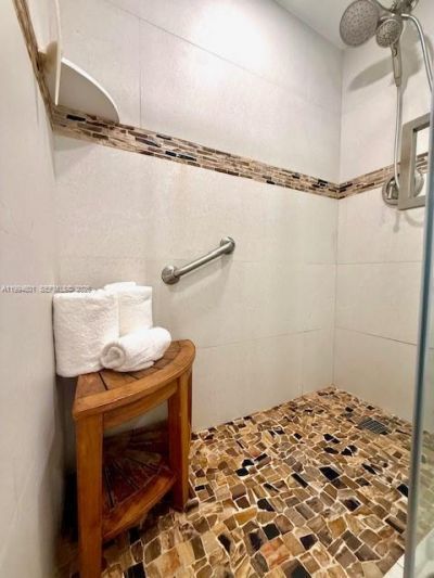 19201 Collins Ave , Unit 1147, Sunny Isles Beach, FL 33160 Photo