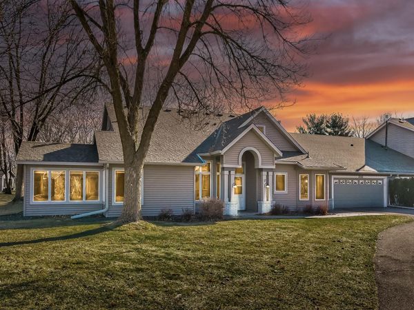 2562 Manitou Lane , White Bear Lake, MN 55110