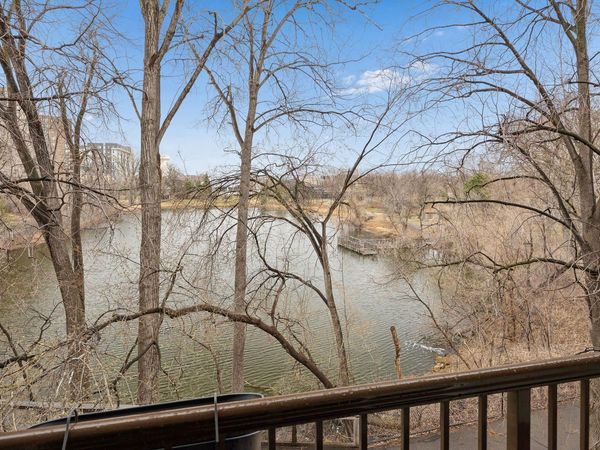 4820 Park Commons Drive, Unit 221, Saint Louis Park, MN 55416