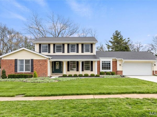 1870 Buckington Drive , Chesterfield, MO 63017