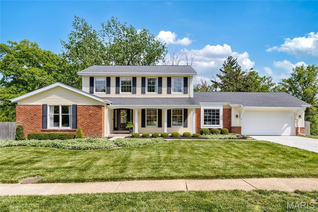 1870 Buckington Drive, Chesterfield, MO 63017 Main Photo