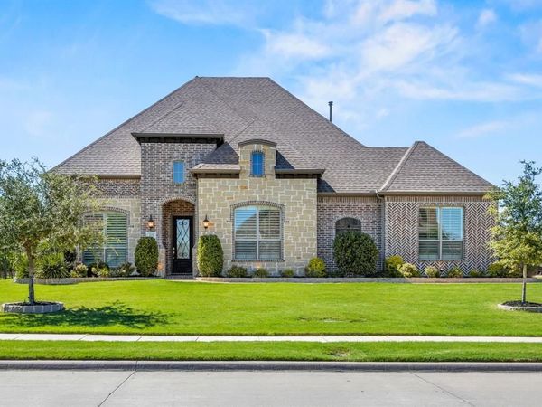 305 Toulouse Lane, Heath, TX 75032